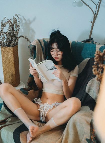 成人中文字幕在线天堂_DVD完整版观看
